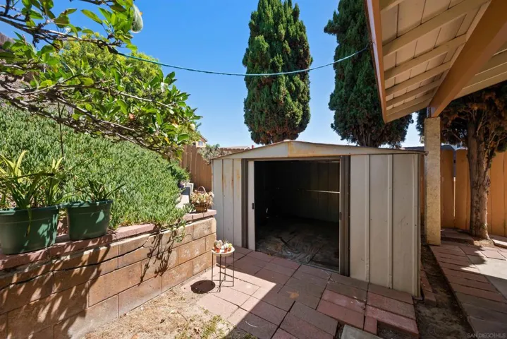 6920 Simi Place, San Diego, California 92139