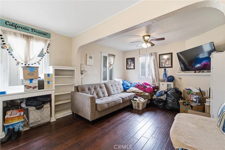 9231 Hunt Avenue, South Gate, California 90280