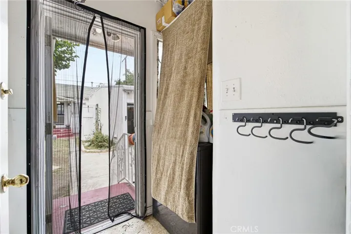 9231 Hunt Avenue, South Gate, California 90280