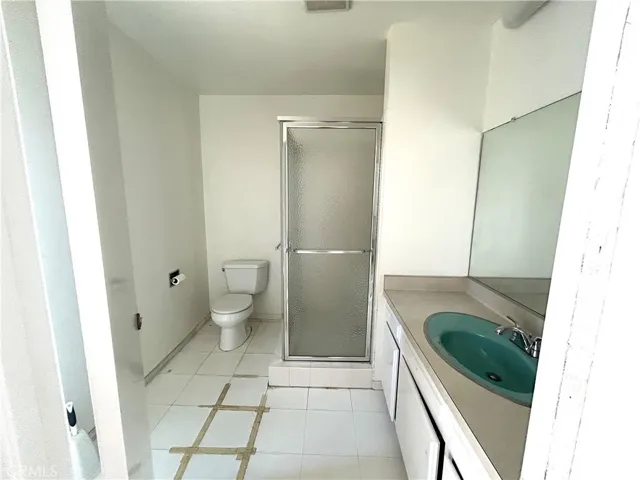 10470 Laramie Avenue, Chatsworth, California 91311