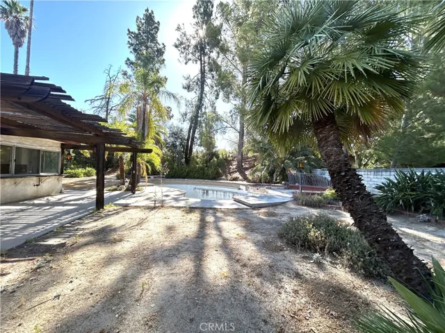 10470 Laramie Avenue, Chatsworth, California 91311