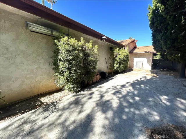10470 Laramie Avenue, Chatsworth, California 91311