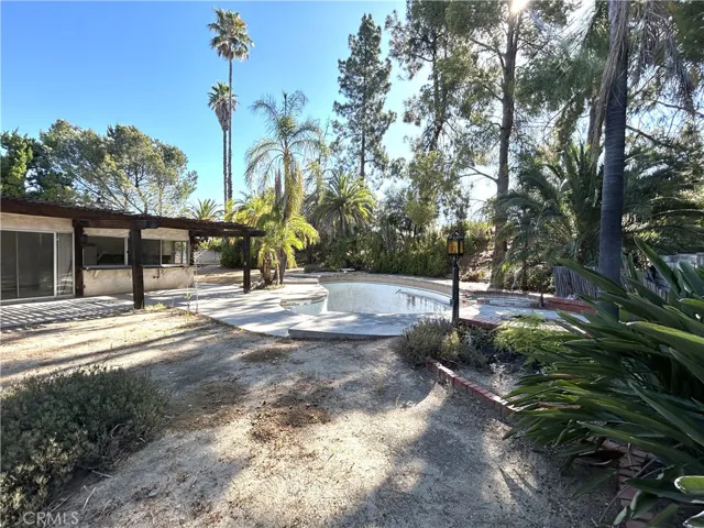 10470 Laramie Avenue, Chatsworth, California 91311