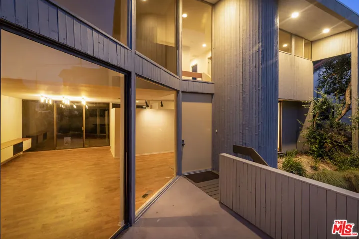 3035 Windsor Avenue, Los Angeles, California 90039