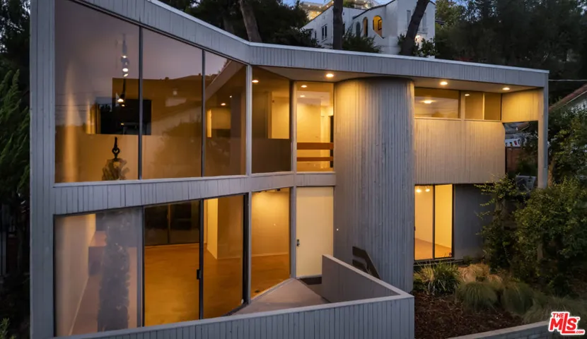 3035 Windsor Avenue, Los Angeles, California 90039
