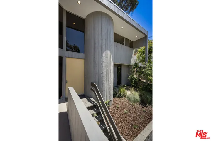 3035 Windsor Avenue, Los Angeles, California 90039