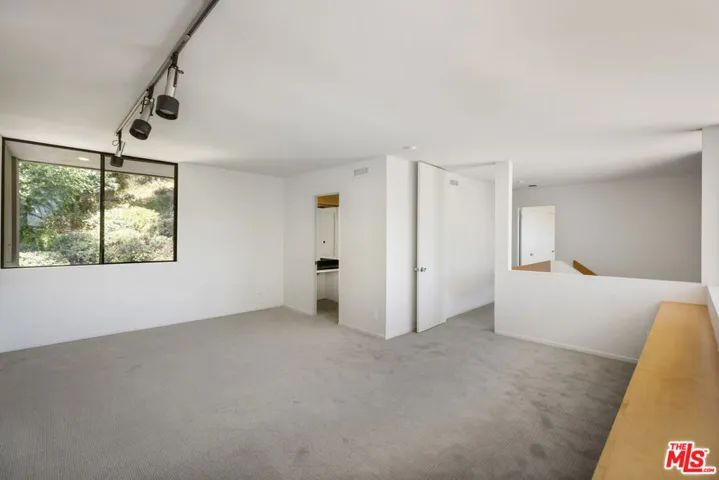 3035 Windsor Avenue, Los Angeles, California 90039
