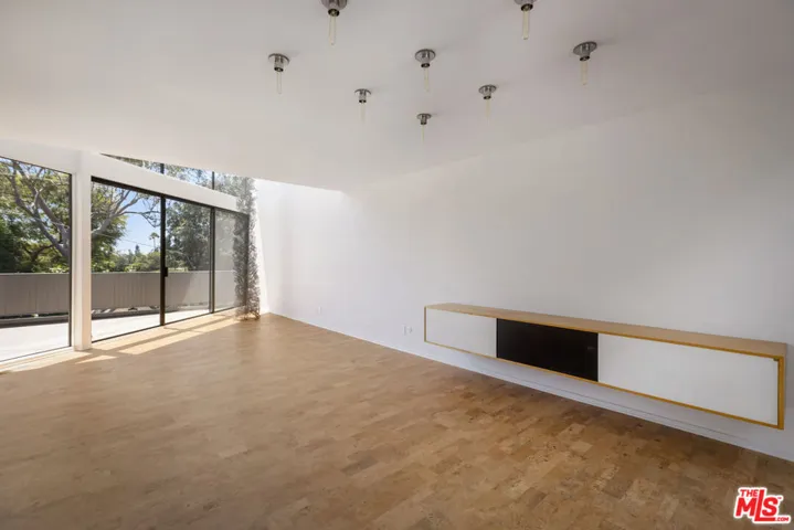 3035 Windsor Avenue, Los Angeles, California 90039