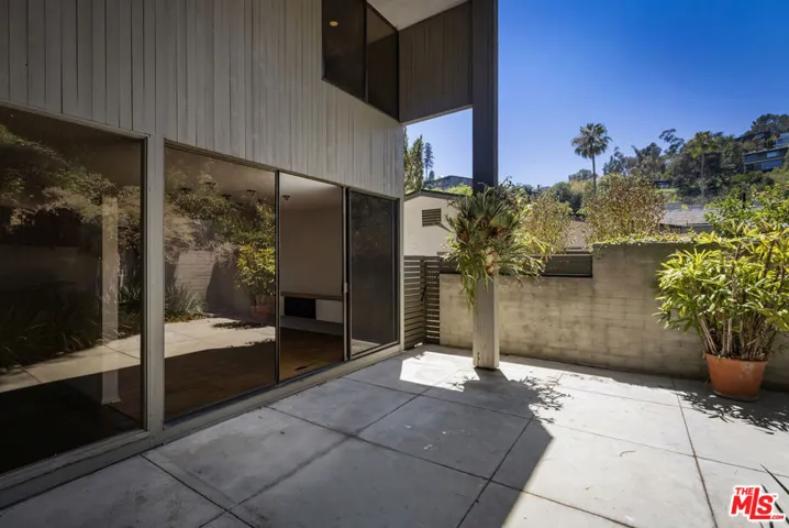 3035 Windsor Avenue, Los Angeles, California 90039