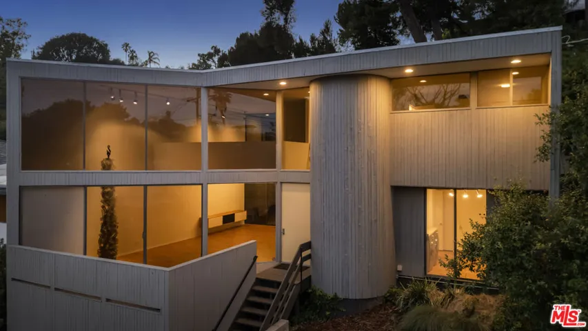 3035 Windsor Avenue, Los Angeles, California 90039