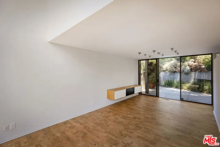 3035 Windsor Avenue, Los Angeles, California 90039