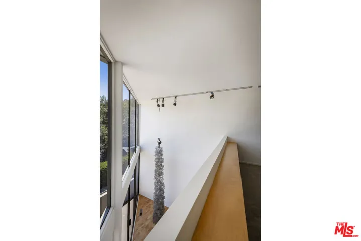3035 Windsor Avenue, Los Angeles, California 90039