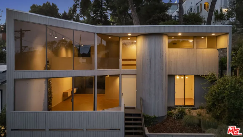 3035 Windsor Avenue, Los Angeles, California 90039