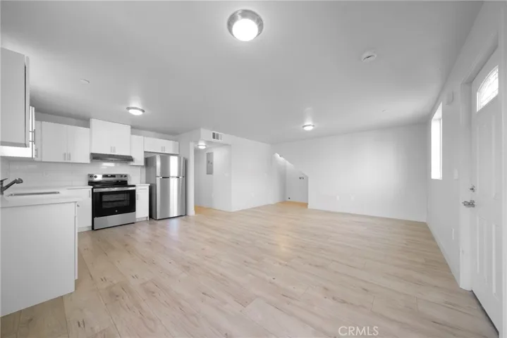236 W 84th Place 1/2, Los Angeles, California 90003