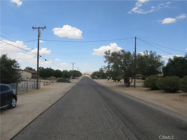 11540 5th, Hesperia, California 92345