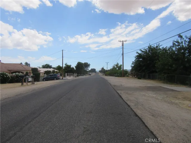11540 5th, Hesperia, California 92345