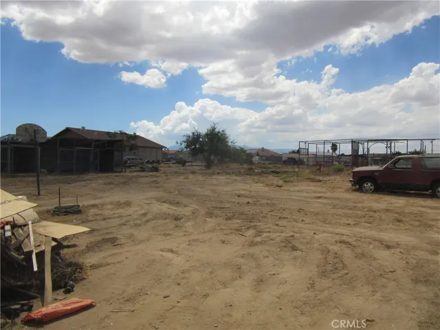 11540 5th, Hesperia, California 92345