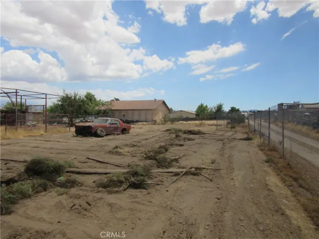 11540 5th, Hesperia, California 92345