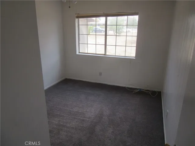 11540 5th, Hesperia, California 92345