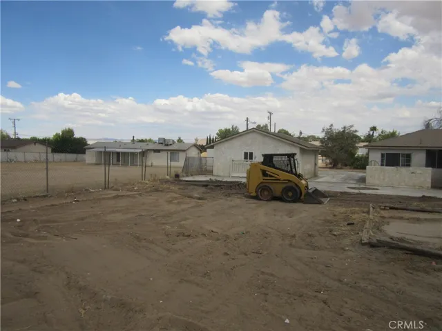 11540 5th, Hesperia, California 92345