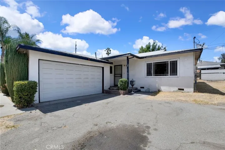 1552 W Evans, San Bernardino, California 92411