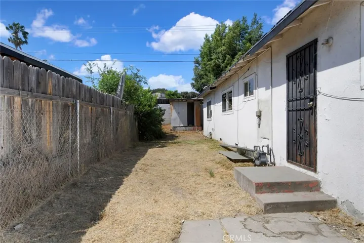 1552 W Evans, San Bernardino, California 92411
