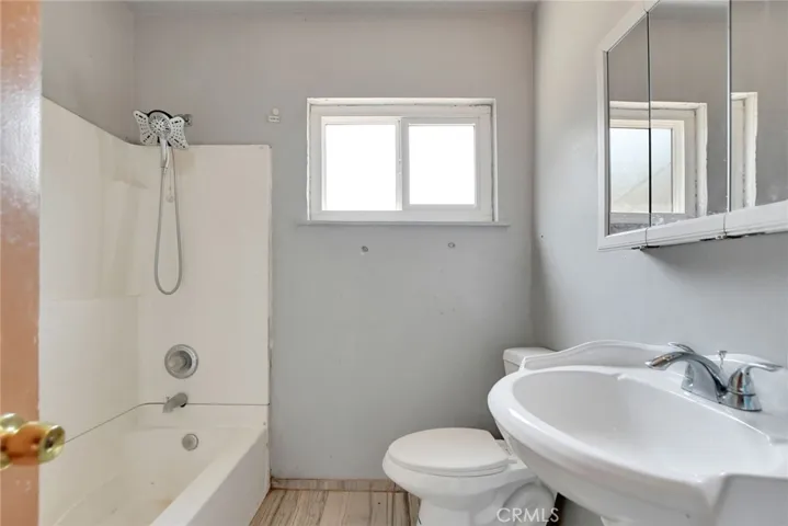 1552 W Evans, San Bernardino, California 92411