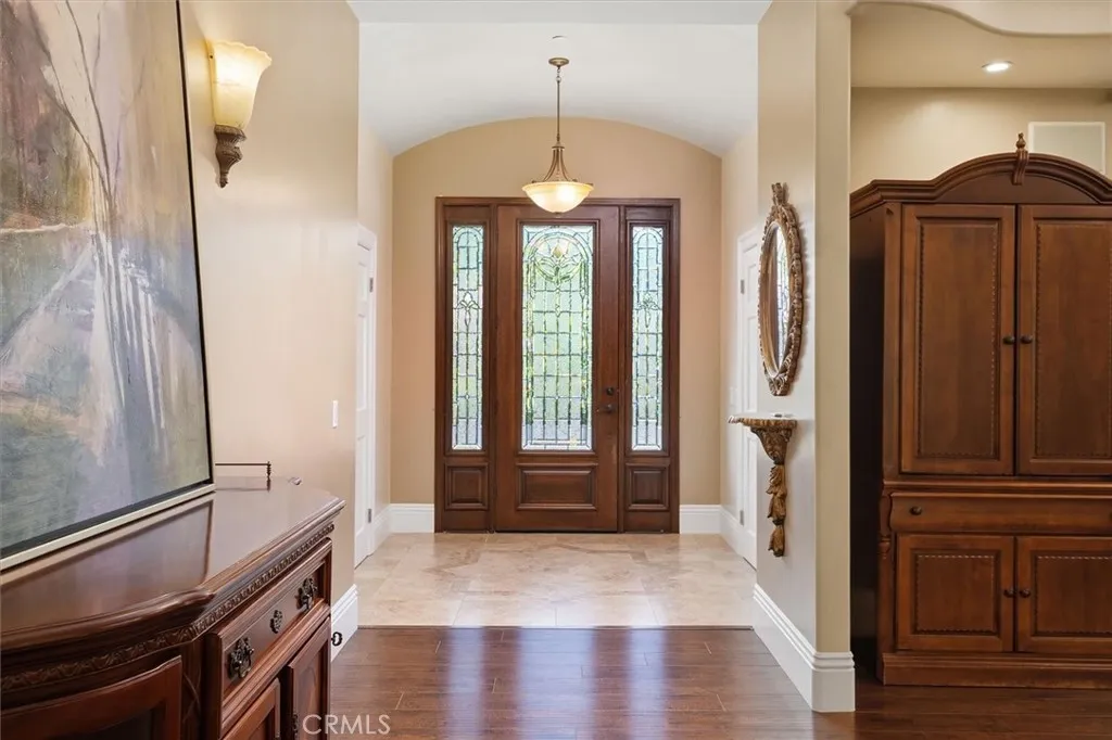 26631 Loop Avenue, Canyon Country, California 91387 — photo 5