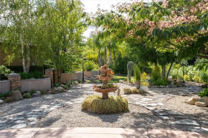 FOUNTAIN