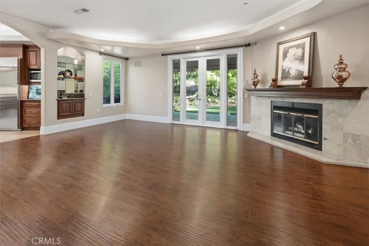 FAMILY ROOM WITH FIREPLACE