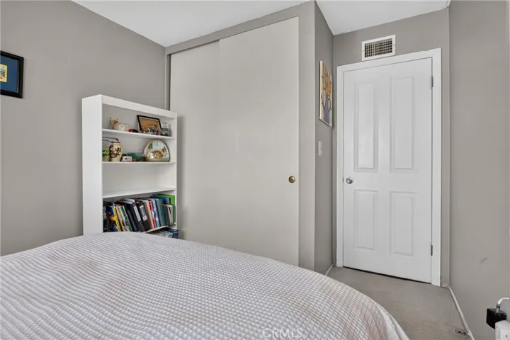 13637 Marchant, Sylmar, California 91342