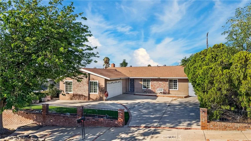 13637 Marchant, Sylmar, California 91342