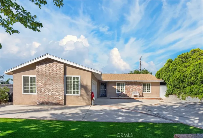 13637 Marchant, Sylmar, California 91342