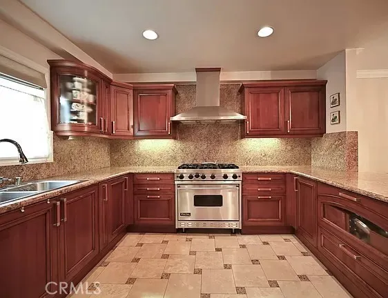 1828 Glendon Avenue, Los Angeles, California 90025