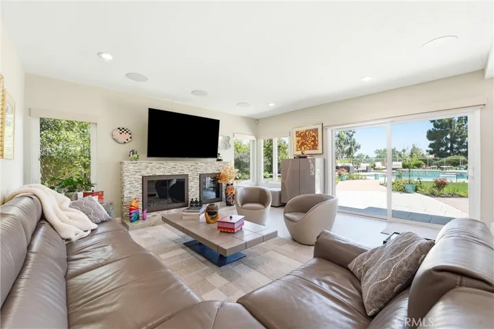 2 Sand Pointe, Laguna Niguel, California 92677