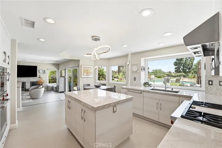 2 Sand Pointe, Laguna Niguel, California 92677