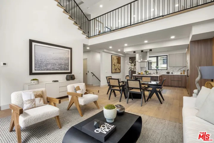 12304 Moorpark Street 101, Los Angeles, California 91604