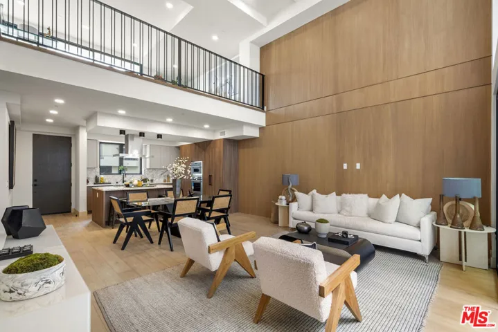 12304 Moorpark Street 101, Los Angeles, California 91604