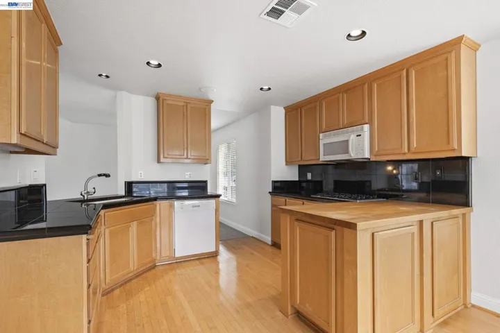 143 Shelterwood Ln, Danville, California 94506