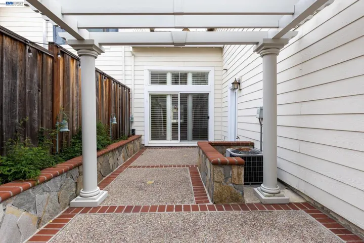 143 Shelterwood Ln, Danville, California 94506