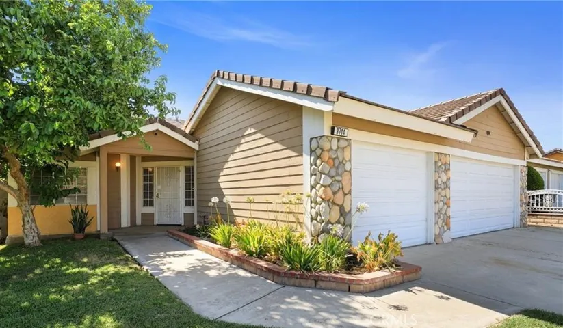 9744 Lime, Fontana, California 92335