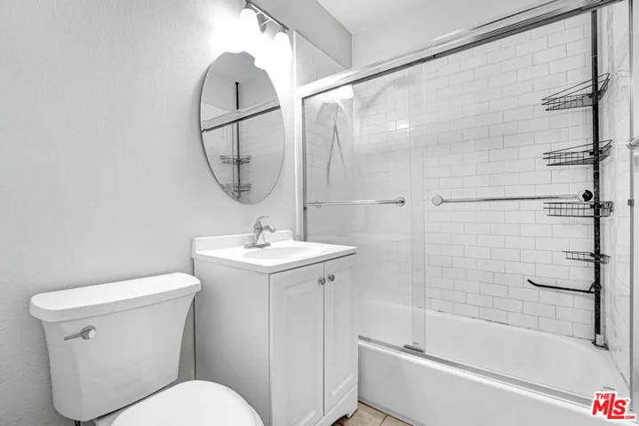 6659 Zelzah Avenue, Los Angeles, California 91335