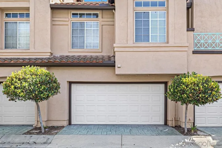 12627 Springbrook Dr. E, San Diego, California 92128