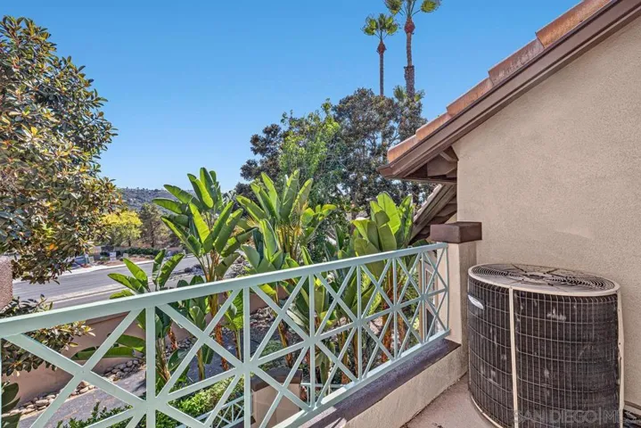 12627 Springbrook Dr. E, San Diego, California 92128