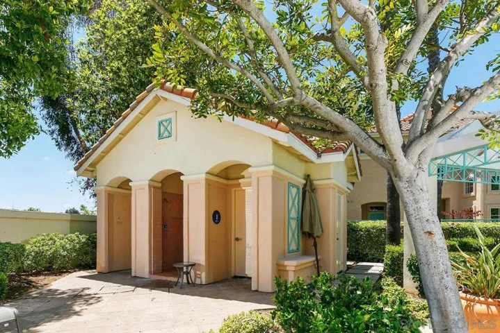 12627 Springbrook Dr. E, San Diego, California 92128