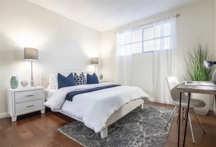 Secondary bedroom
