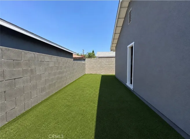 1417 W 3rd Street, Santa Ana, California 92703