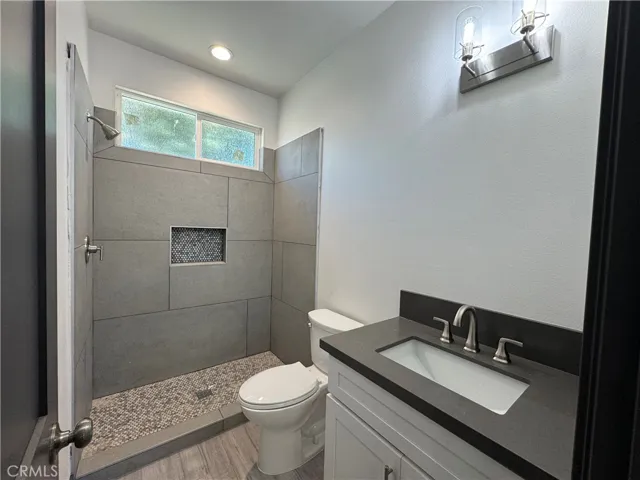1417 W 3rd Street, Santa Ana, California 92703