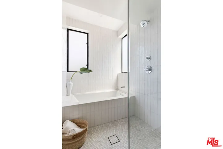 173 1/4 S Avenue 57, Los Angeles, California 90042
