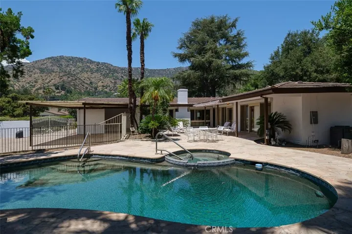 1036 W Donington Street, Glendora, California 91741